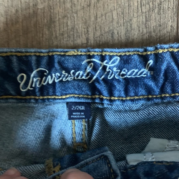 Universal Thread Raw Hem High Rise Straight Leg Jean - Picture 4 of 5